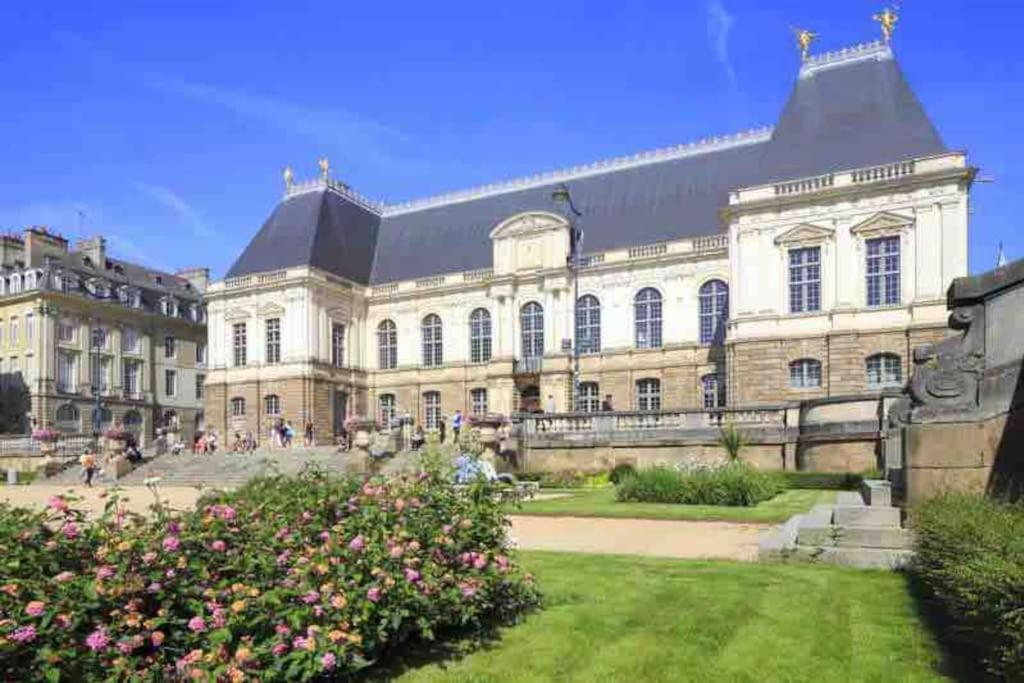 Ferienwohnung Le Ty Baty - Hypercentre Rennes Exterior foto